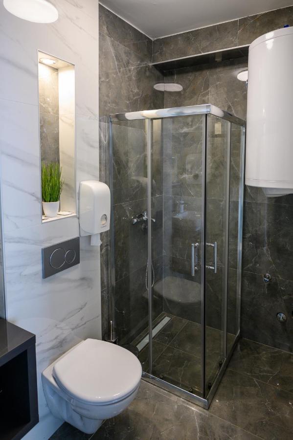 Apartman Nataly Ni Exterior foto
