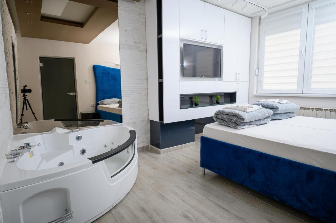 Apartman Nataly Ni Exterior foto